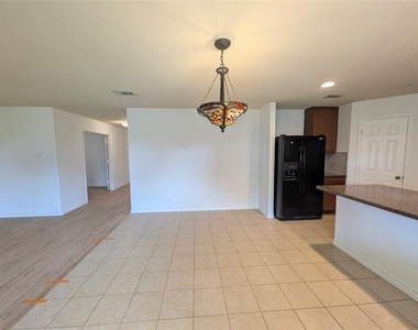 5760 Fountain Flat Drive - Photo Thumbnail 10
