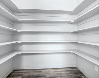 4549 English Maple Drive - Photo Thumbnail 12