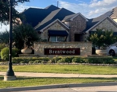 2333 Olivia Lane - Photo Thumbnail 29