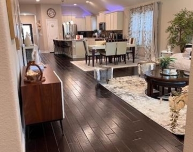 2333 Olivia Lane - Photo Thumbnail 8