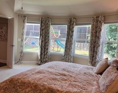 2333 Olivia Lane - Photo Thumbnail 23