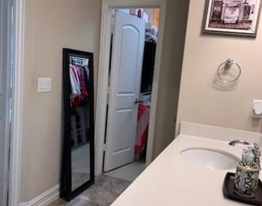 2333 Olivia Lane - Photo Thumbnail 26