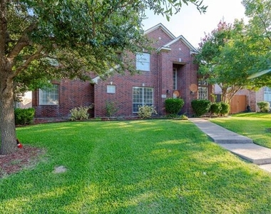 2404 Heather Glen Drive - Photo Thumbnail 1