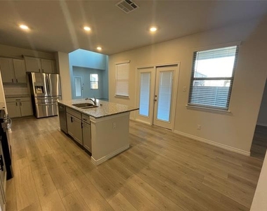 1624 Babb Lane - Photo Thumbnail 5