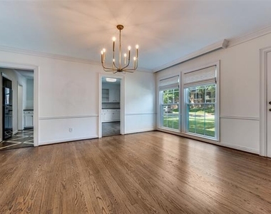 4543 Westway Avenue - Photo Thumbnail 3