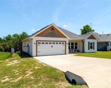 2703 San Gabriel Drive - Photo Thumbnail 2