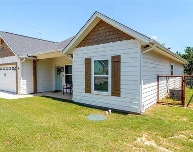 2703 San Gabriel Drive - Photo Thumbnail 3