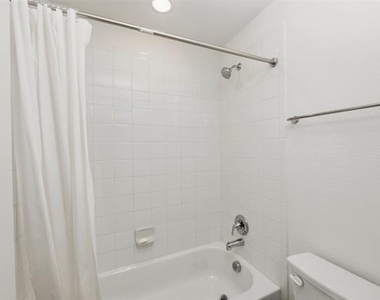 635 Brockwell Bend - Photo Thumbnail 30