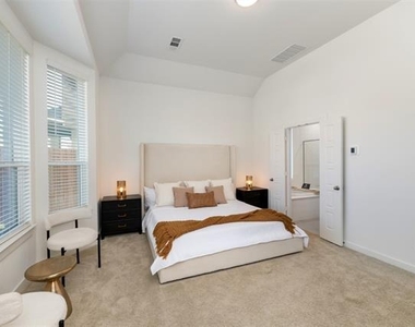635 Brockwell Bend - Photo Thumbnail 9