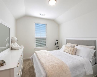 635 Brockwell Bend - Photo Thumbnail 27