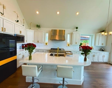 4878 Limousine Lane - Photo Thumbnail 5