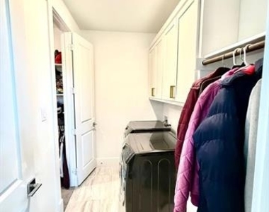 4878 Limousine Lane - Photo Thumbnail 19