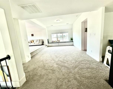 4878 Limousine Lane - Photo Thumbnail 16