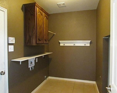 3605 Camino Trail - Photo Thumbnail 7