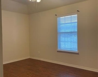 3605 Camino Trail - Photo Thumbnail 12