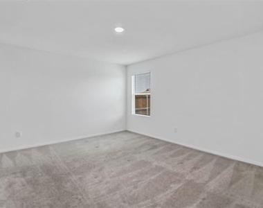 518 Olmstead Drive - Photo Thumbnail 17