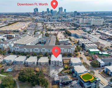 408 Foch Street - Photo Thumbnail 8