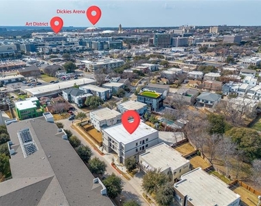 408 Foch Street - Photo Thumbnail 9