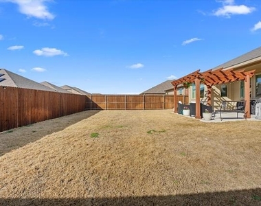 5028 Waterway Drive - Photo Thumbnail 38