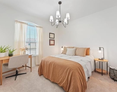 5028 Waterway Drive - Photo Thumbnail 15
