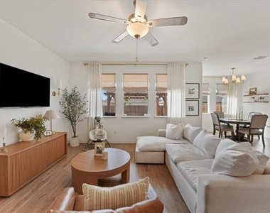 5028 Waterway Drive - Photo Thumbnail 5