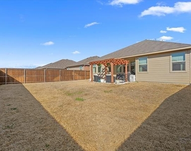 5028 Waterway Drive - Photo Thumbnail 37