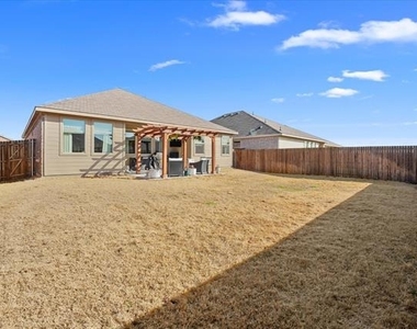 5028 Waterway Drive - Photo Thumbnail 36
