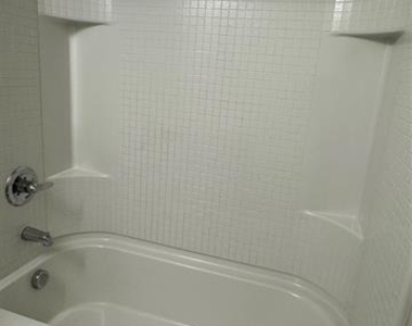 102 Rock Creek Lane - Photo Thumbnail 18