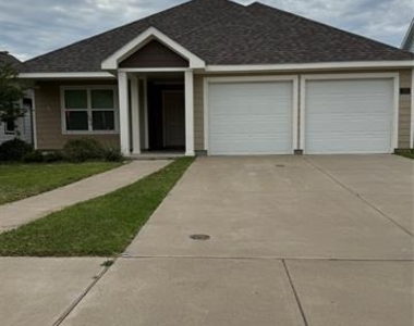 102 Rock Creek Lane - Photo Thumbnail 23