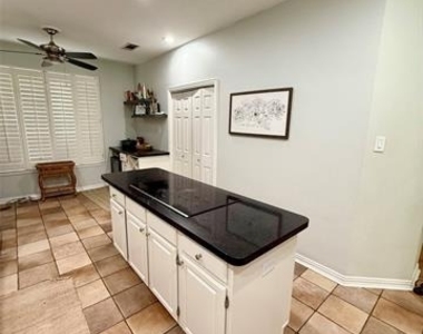 2651 Hidden Ridge Drive - Photo Thumbnail 21