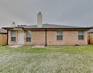12252 Shadow Wood Trail - Photo Thumbnail 16
