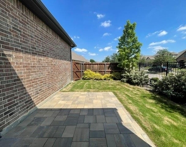 4801 Park View Place - Photo Thumbnail 35
