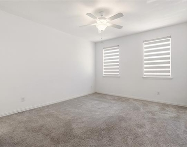 239 Woodson Street - Photo Thumbnail 15