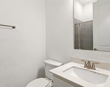 239 Woodson Street - Photo Thumbnail 8