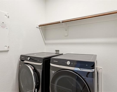 239 Woodson Street - Photo Thumbnail 9