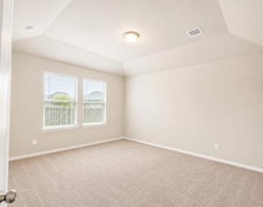 1124 Rountree Court - Photo Thumbnail 8