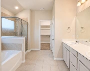 1124 Rountree Court - Photo Thumbnail 9