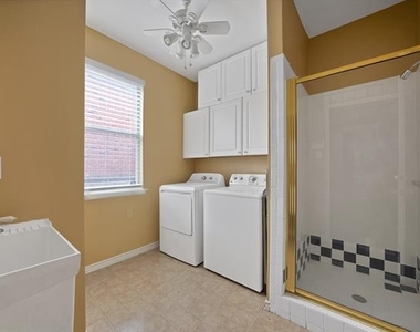 2116 Houlton Lane - Photo Thumbnail 19