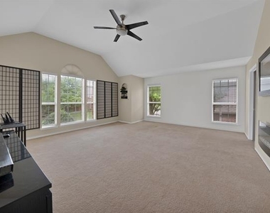 2116 Houlton Lane - Photo Thumbnail 20