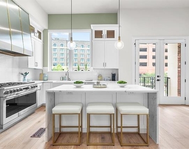 218 E Dallas Road - Photo Thumbnail 15