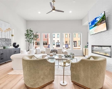218 E Dallas Road - Photo Thumbnail 9