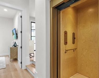 218 E Dallas Road - Photo Thumbnail 7