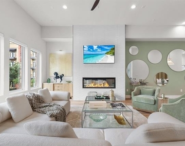 218 E Dallas Road - Photo Thumbnail 10