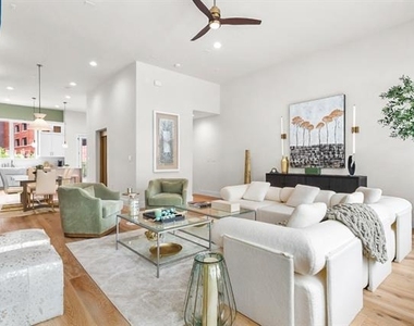218 E Dallas Road - Photo Thumbnail 12