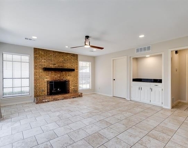 3916 San Mateo Drive - Photo Thumbnail 6