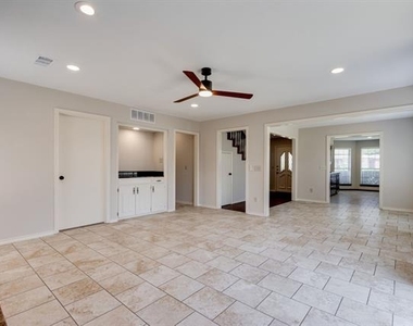3916 San Mateo Drive - Photo Thumbnail 9