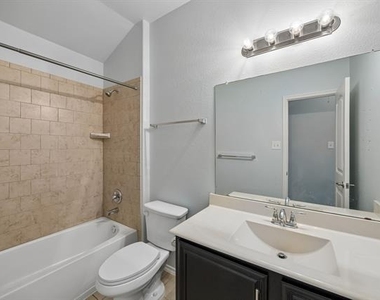 2013 Cranberry Court - Photo Thumbnail 9