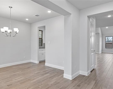 3822 Windmill Court - Photo Thumbnail 14
