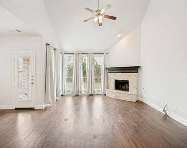 5009 Joseph Street - Photo Thumbnail 7