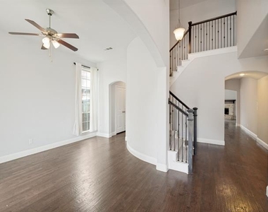 5009 Joseph Street - Photo Thumbnail 5